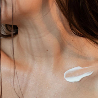 Lait Corps à La Fleur De Tiaré 200 ml - Najel - La Barfumerie Paris